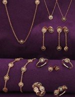 Колье из золота c бриллиантами и перламутром