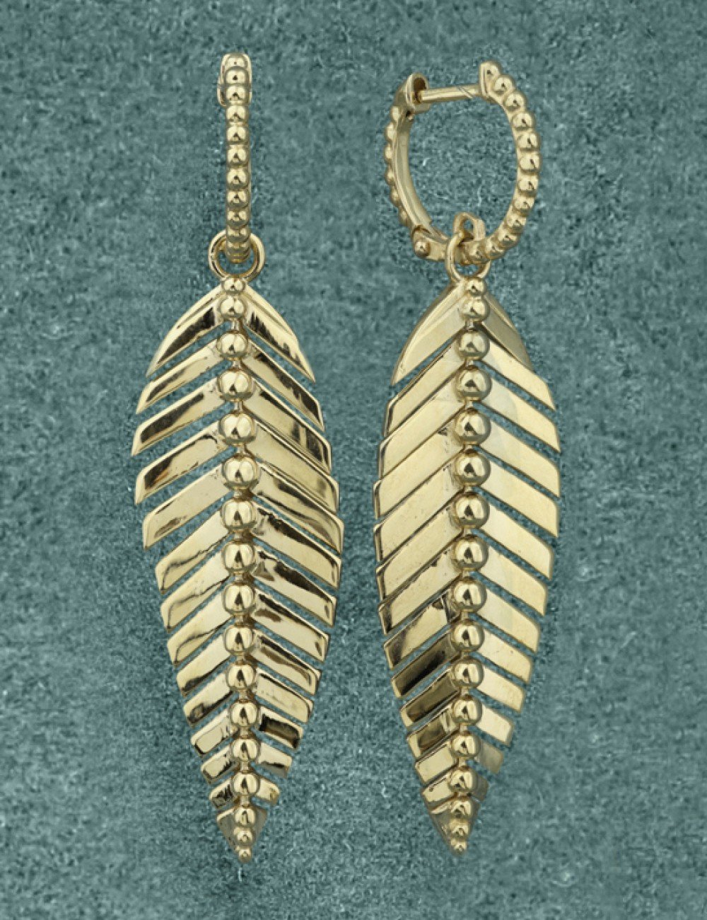 Серьги из лимонного золота