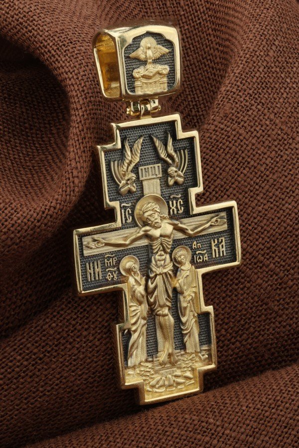 Крест из лимонного золота