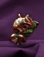 Подвеска из золота c эмалью и гранатом