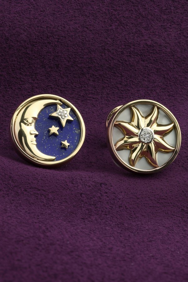 Серьги из лимонного золота c бриллиантами, лазуритом и перламутром