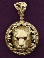 Подвеска из лимонного золота c эмалью и ониксом