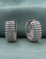 Серьги из белого золота