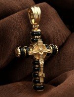 Крест из лимонного золота c ониксом