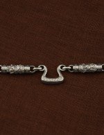 Цепь из белого золота c эмалью и бивнем мамонта